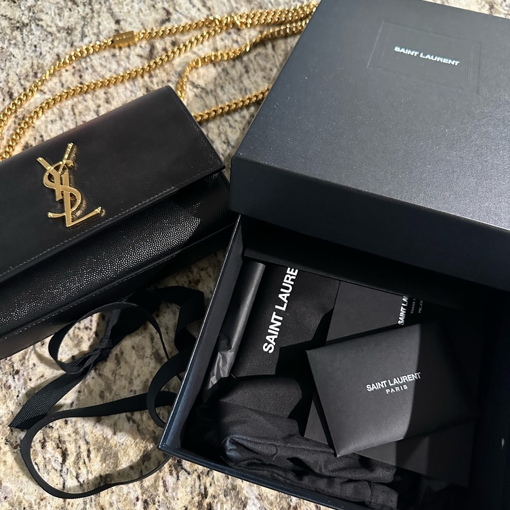 Yves Saint Laurent Kate Small crossbody bag in black - Picture 14 of 16